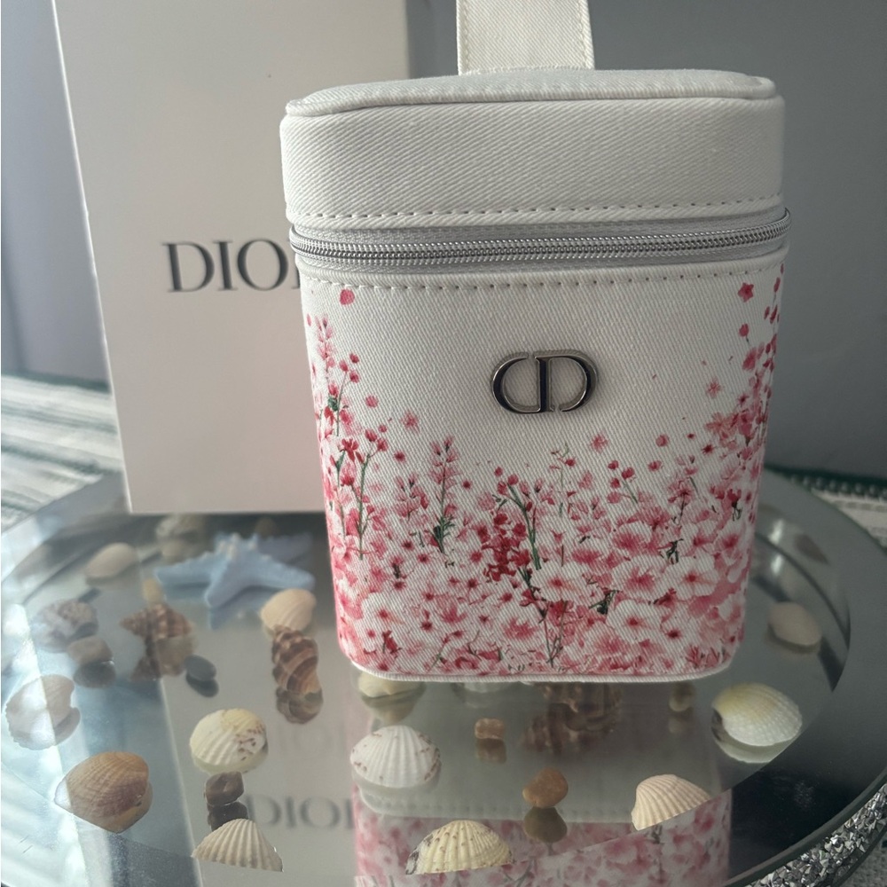 Dior Pink Floral Vanity Case - Picture 2 of 6